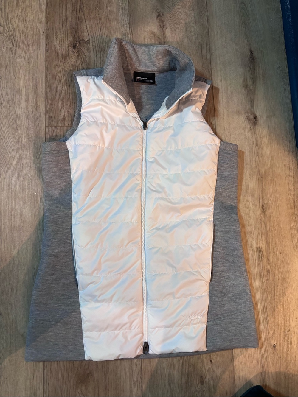 Marmot Quilted Hybrid vest womens L NWOT